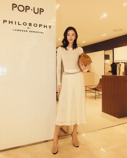 Irene Kim feet photo 12