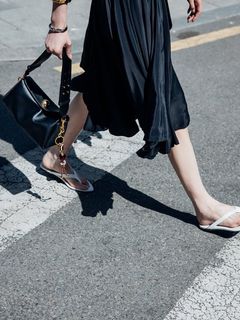 Irene Kim feet photo 4