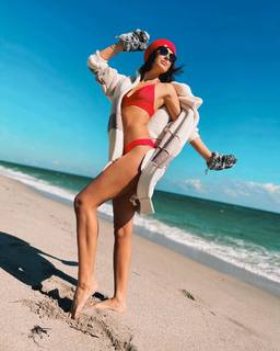 Irina Antonenko feet photo 3