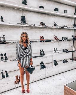 Irina Baeva feet photo thumbnail