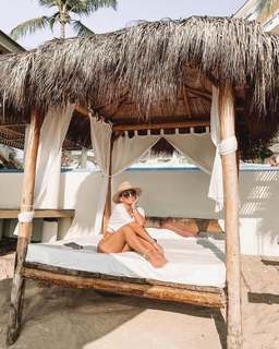 Irina Baeva feet photo thumbnail