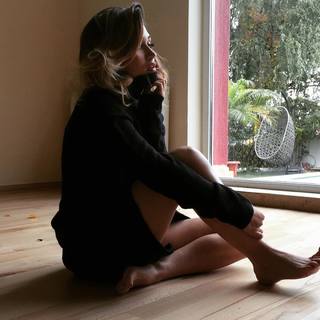 Irina Rimes feet photo 1