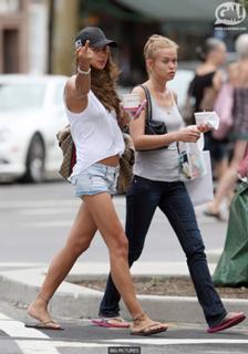 Irina Shayk feet photo thumbnail
