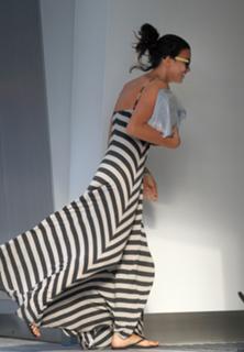 Irina Shayk feet photo thumbnail