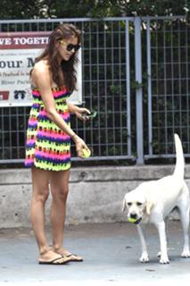 Irina Shayk feet photo thumbnail