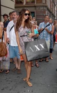 Irina Shayk feet photo thumbnail