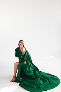Irina Shayk feet photo thumbnail