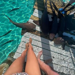 Irina Shayk feet photo thumbnail