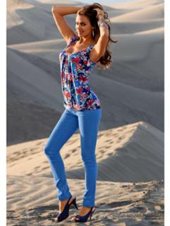 Irina Shayk feet photo thumbnail