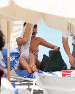 Irina Shayk feet photo thumbnail