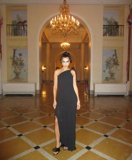Irina Shayk feet photo thumbnail