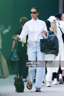 Irina Shayk feet photo thumbnail