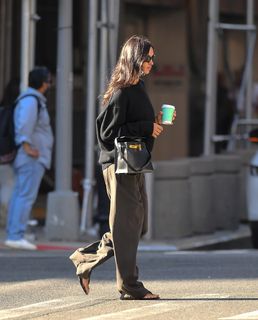 Irina Shayk feet photo thumbnail