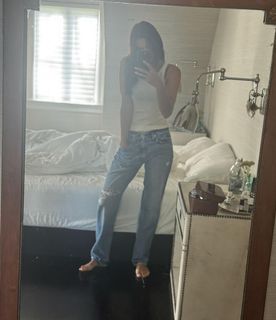 Irina Shayk feet photo thumbnail