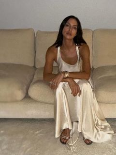 Irina Shayk feet photo thumbnail