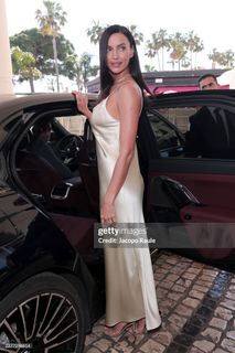 Irina Shayk feet photo 17
