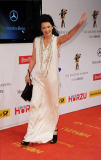 Iris Berben feet photo thumbnail