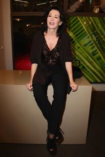 Iris Berben feet photo thumbnail