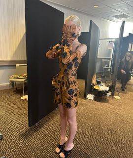 Iris Law feet photo 15
