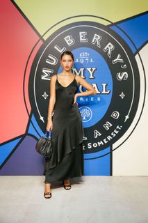 Iris Law feet photo 14
