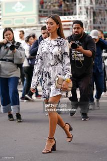 Iris Law feet photo 7
