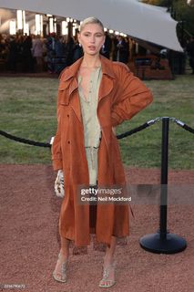 Iris Law feet photo 20