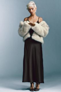 Iris Law feet photo 8