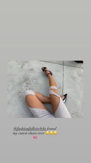 Iris Law feet photo 6