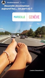 Iris Mittenaere feet photo thumbnail