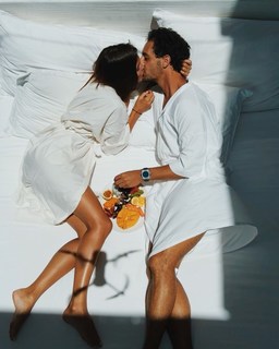 Iris Mittenaere feet photo thumbnail