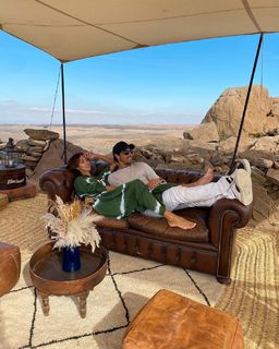 Iris Mittenaere feet photo thumbnail