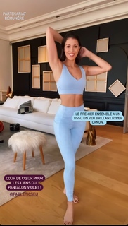 Iris Mittenaere feet photo thumbnail
