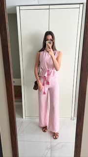 Iris Mittenaere feet photo thumbnail
