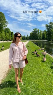 Iris Mittenaere feet photo thumbnail