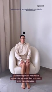 Iris Mittenaere feet photo thumbnail