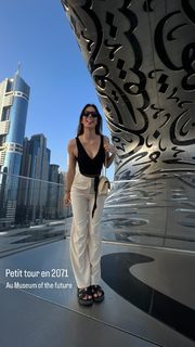 Iris Mittenaere feet photo thumbnail