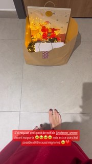 Iris Mittenaere feet photo thumbnail