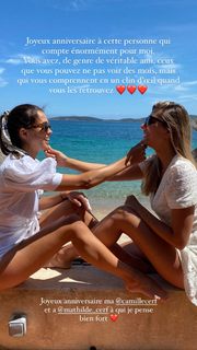 Iris Mittenaere feet photo thumbnail