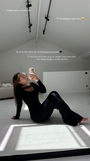 Iris Mittenaere feet photo thumbnail