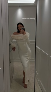 Iris Mittenaere feet photo thumbnail