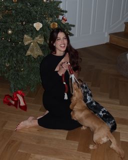 Iris Mittenaere feet photo 9