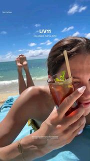 Iris Mittenaere feet photo 18