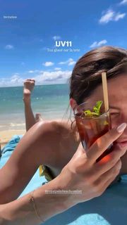 Iris Mittenaere feet photo 17