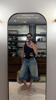 Iris Mittenaere feet photo 16