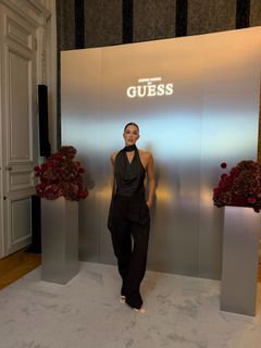Iris Mittenaere feet photo 3
