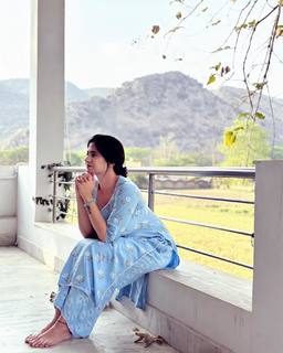 Iris Vatrana feet photo 4