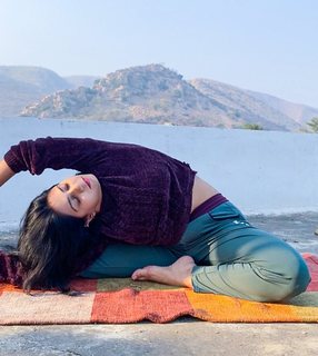 Iris Vatrana feet photo 14