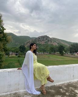 Iris Vatrana feet photo 12