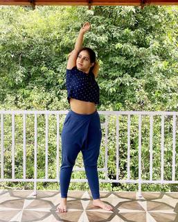 Iris Vatrana feet photo 9