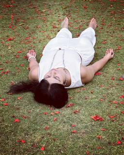 Iris Vatrana feet photo 4